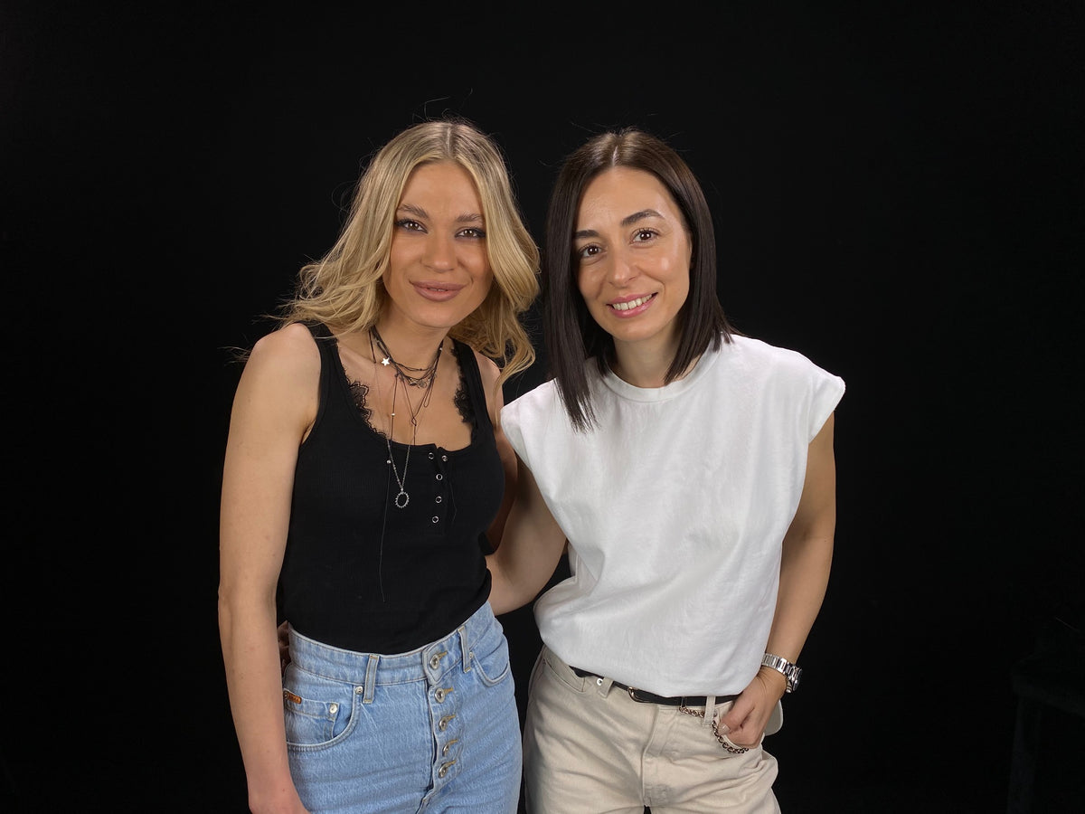 Emma Ștefan, Emma de la ZU, invitată în podcastul Lorenei Buhnici despre radio și muzică