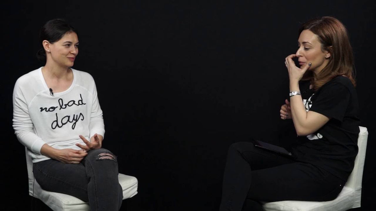 Vicki Nicola, blogger de modă și lifestyle, în interviul cu Lorena Buhnici despre print, online și stil