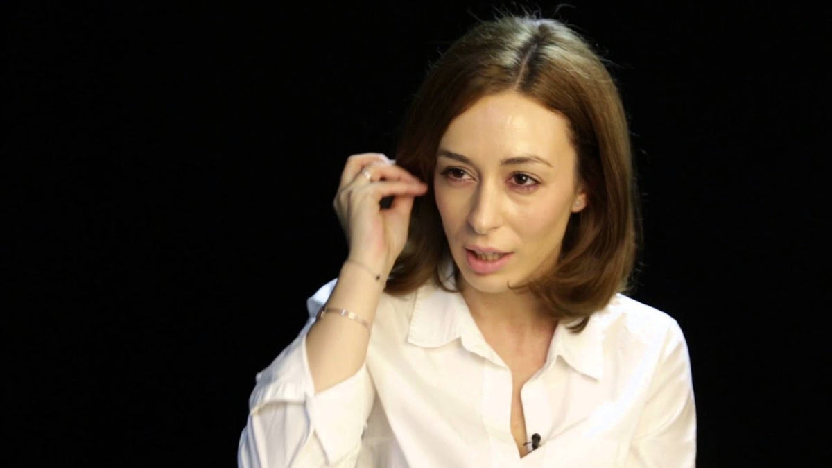 Veronica Zaharia, creatoarea brandului Parlor, în interviul cu Lorena Buhnici despre eleganță și trenduri